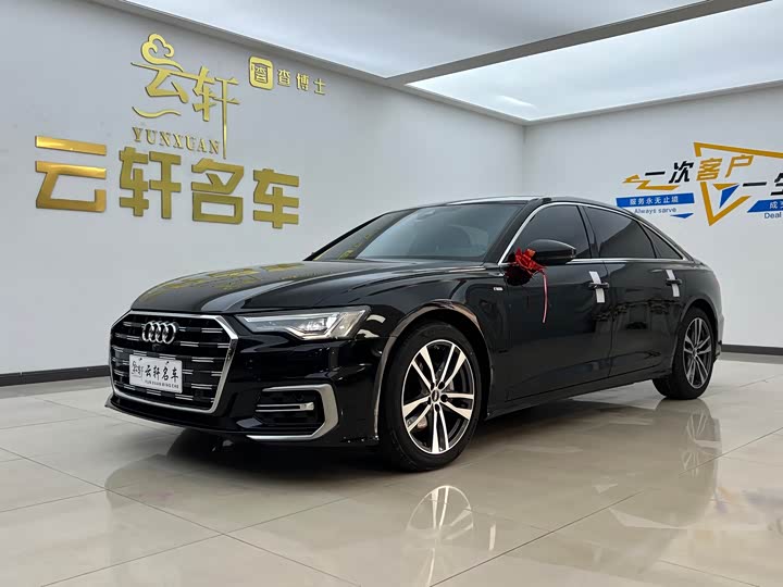 Фото 1 - Audi A6L