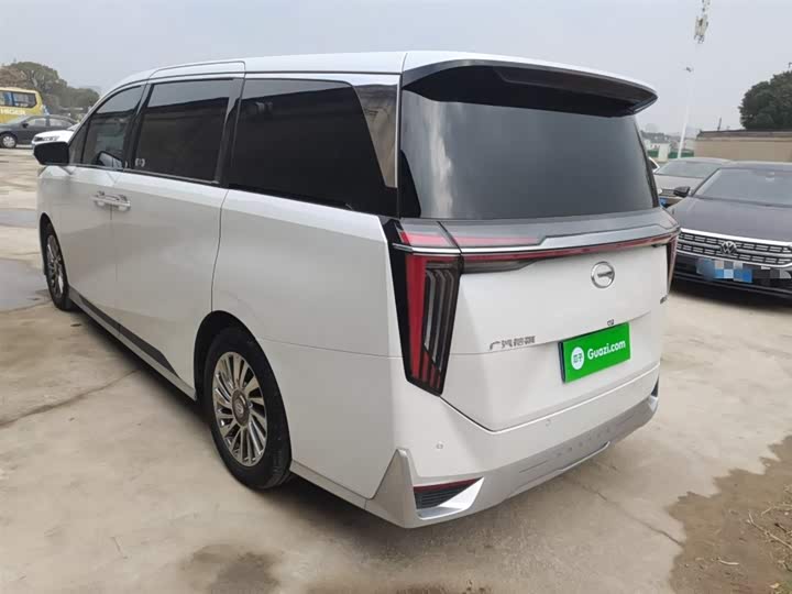 Фото 5 - GAC Trumpchi M8