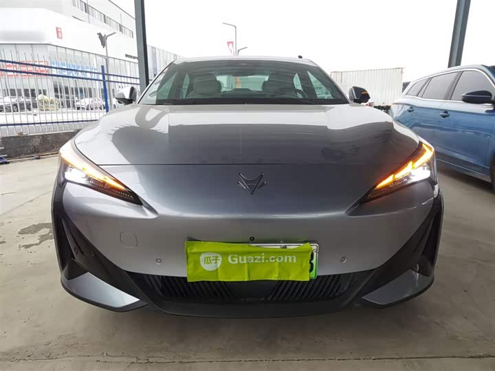 Фото 3 - BAIC Arcfox Alpha S5