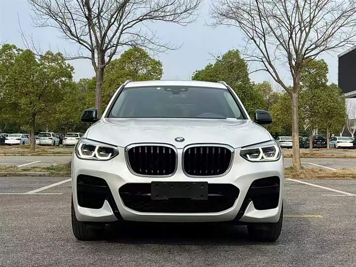 Фото 2 - BMW X3