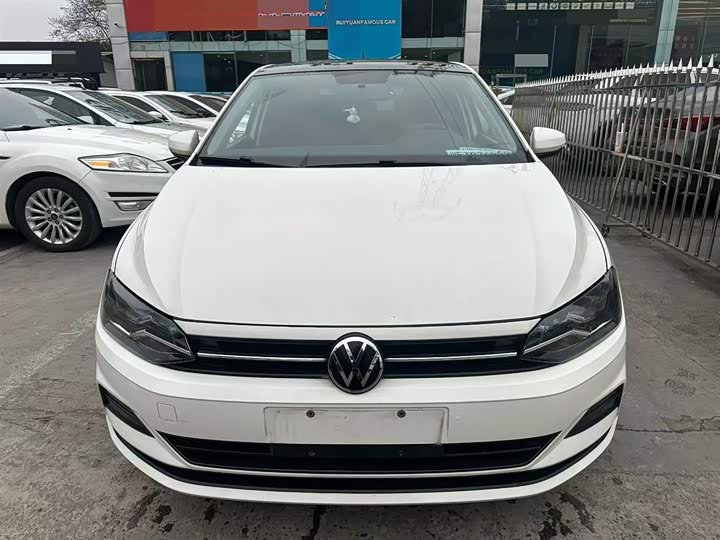 Фото 5 - Volkswagen Polo