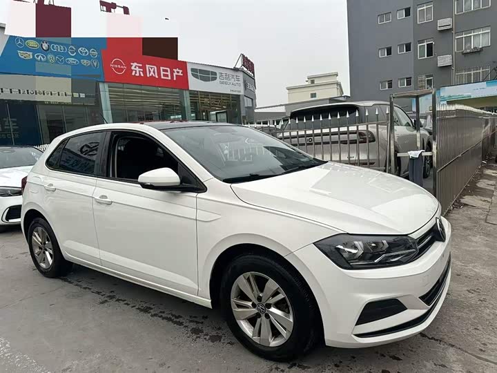 Фото 6 - Volkswagen Polo