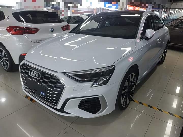 Фото 2 - Audi A3