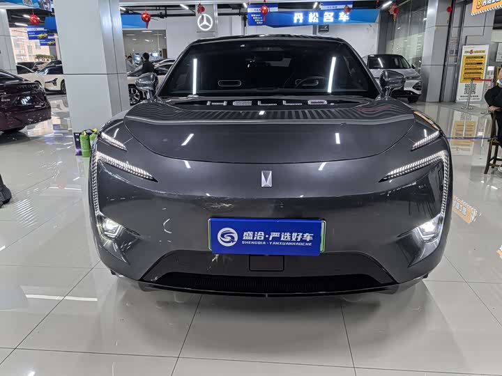 Фото 2 - Avatr 11