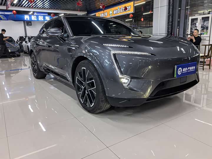 Фото 3 - Avatr 11