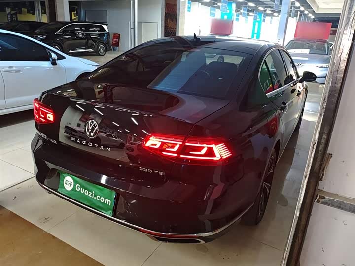 Фото 7 - Volkswagen Magotan