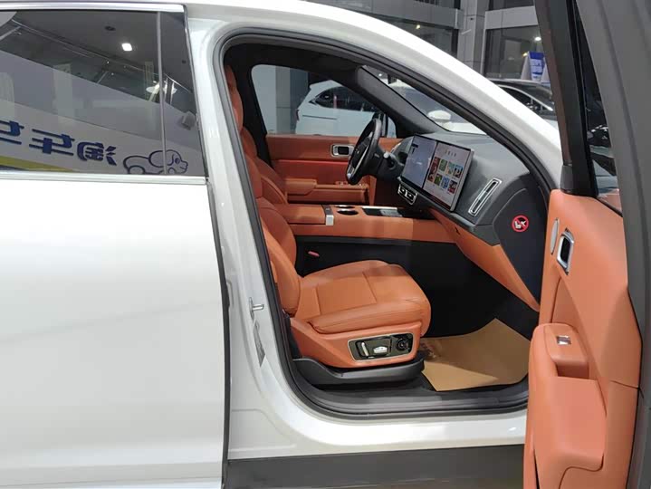 Фото 8 - LiXiang L7