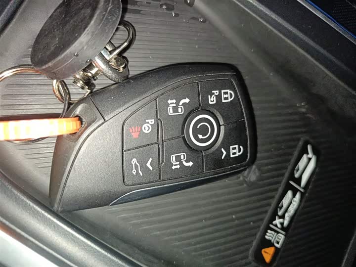 Фото 9 - Buick GL8 Century