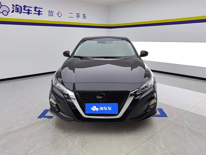 Фото 2 - Nissan Teana