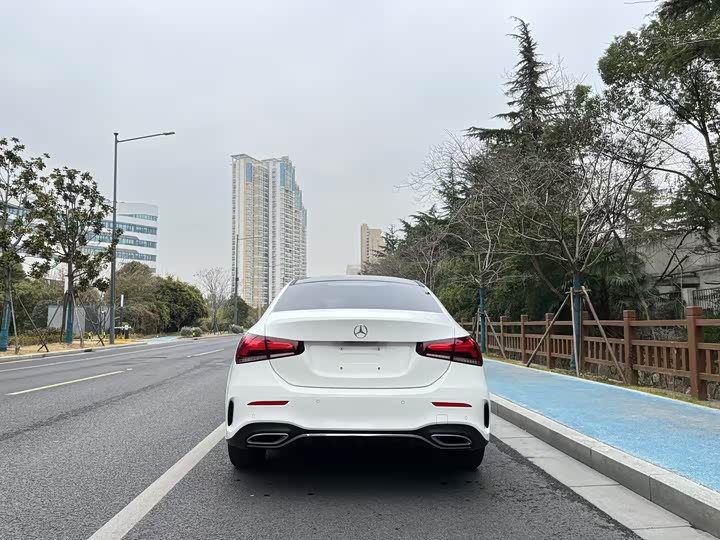 Фото 8 - Mercedes-Benz A-Class