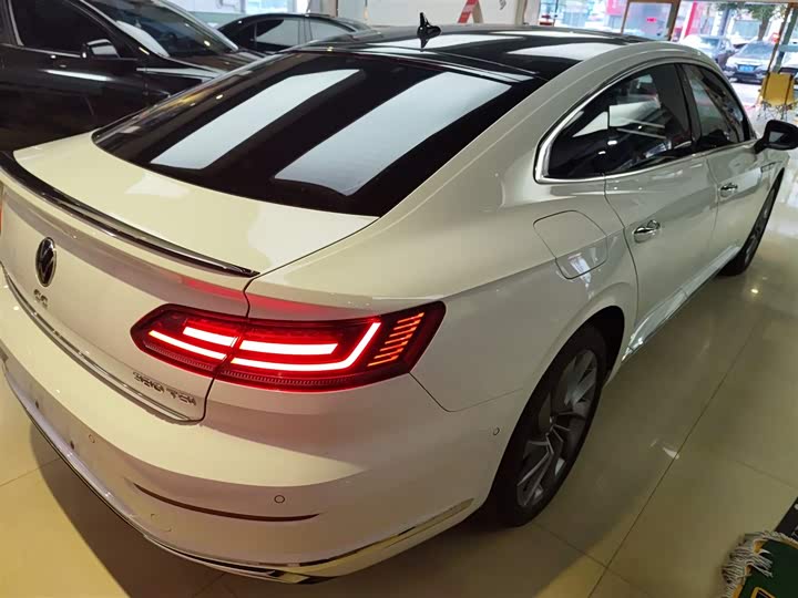 Фото 7 - Volkswagen CC