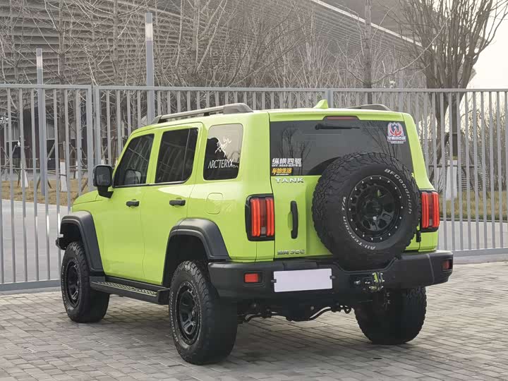 Фото 5 - Tank 300