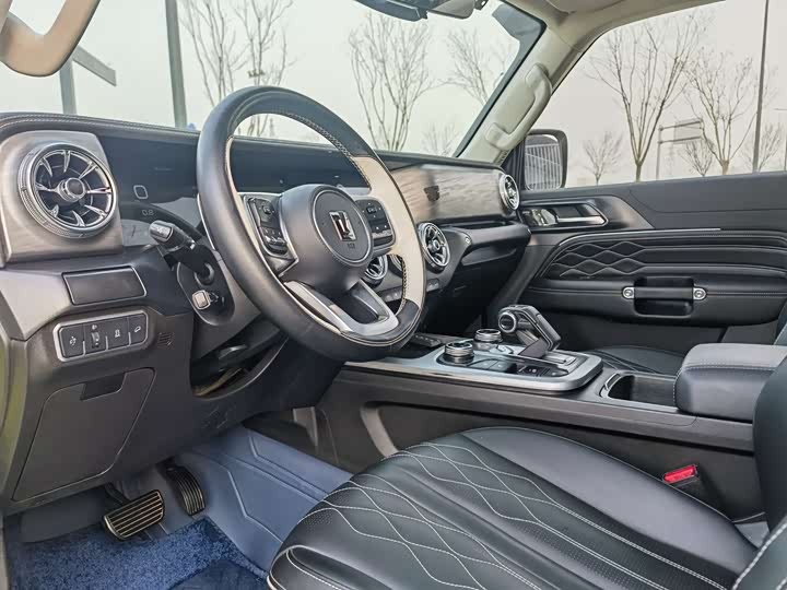 Фото 7 - Tank 300