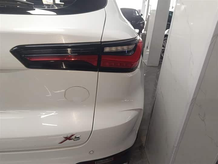 Фото 8 - Changan Oshan X5