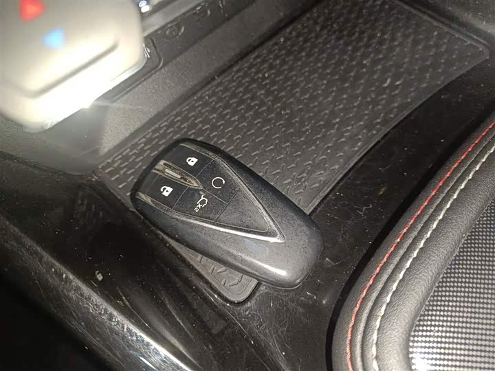 Фото 9 - Changan Oshan X5