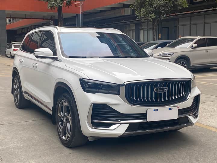 Фото 7 - Geely Monjaro