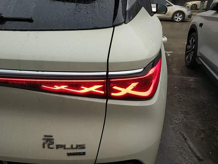 Фото 8 - BYD Yuan Plus