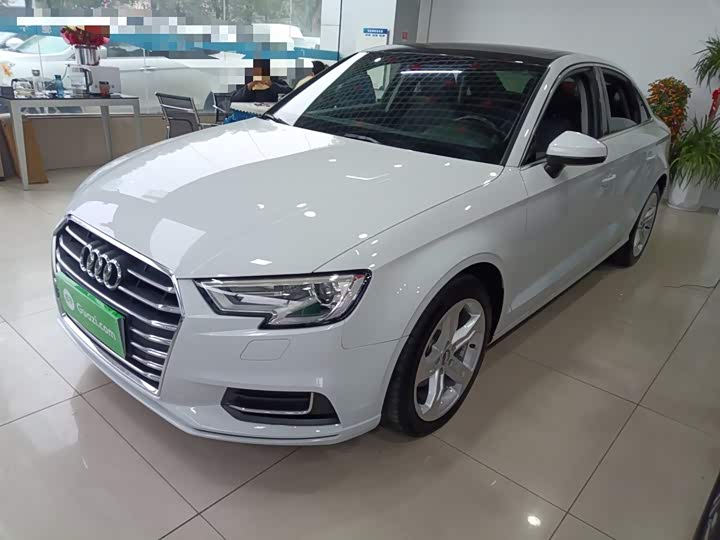 Фото 2 - Audi A3