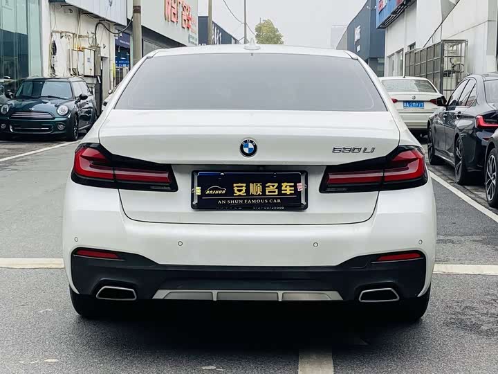 Фото 6 - BMW 5 Series