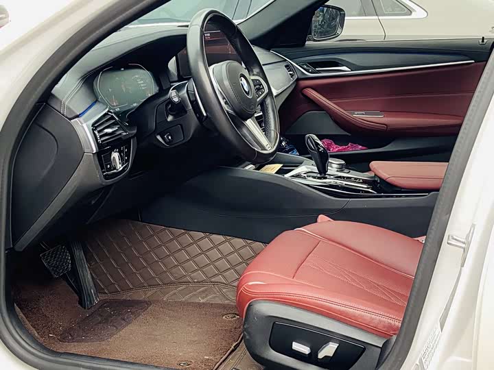 Фото 7 - BMW 5 Series