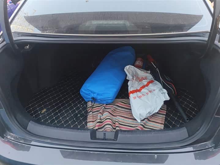 Фото 4 - Volkswagen Sagitar L