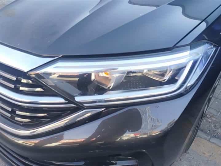 Фото 5 - Volkswagen Sagitar L