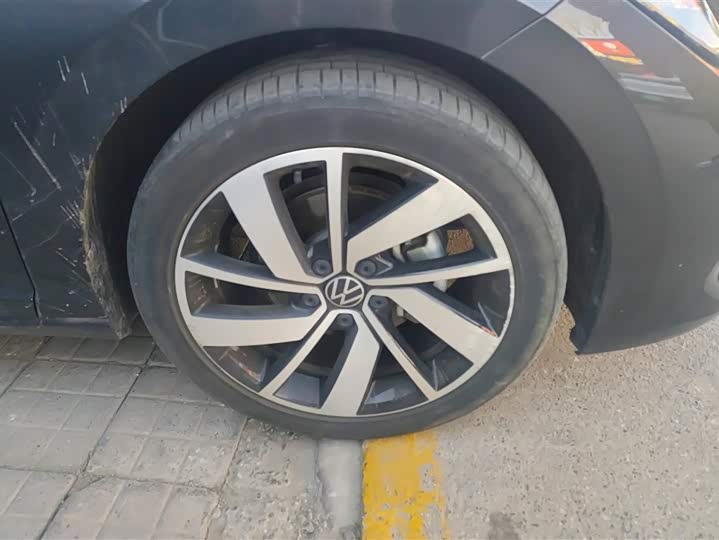 Фото 6 - Volkswagen Sagitar L