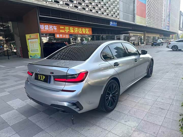 Фото 9 - BMW 3 Series