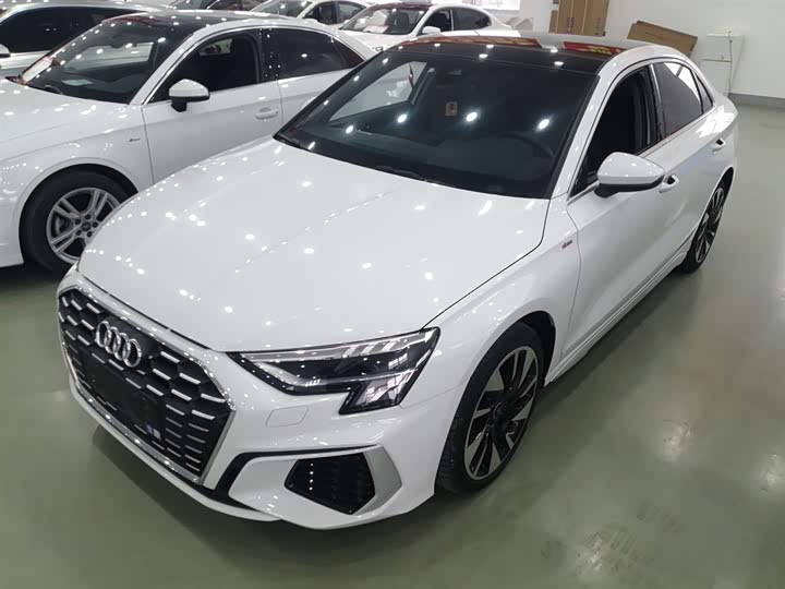 Фото 2 - Audi A3