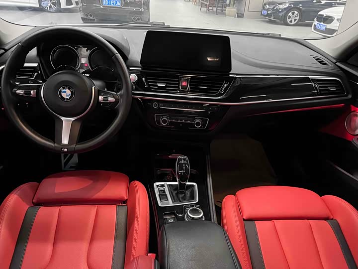 Фото 4 - BMW 1 Series