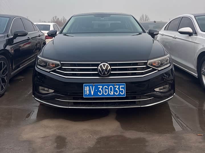 Фото 2 - Volkswagen Magotan