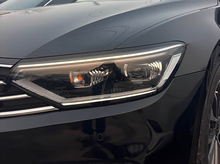 Фото 3 - Volkswagen Magotan