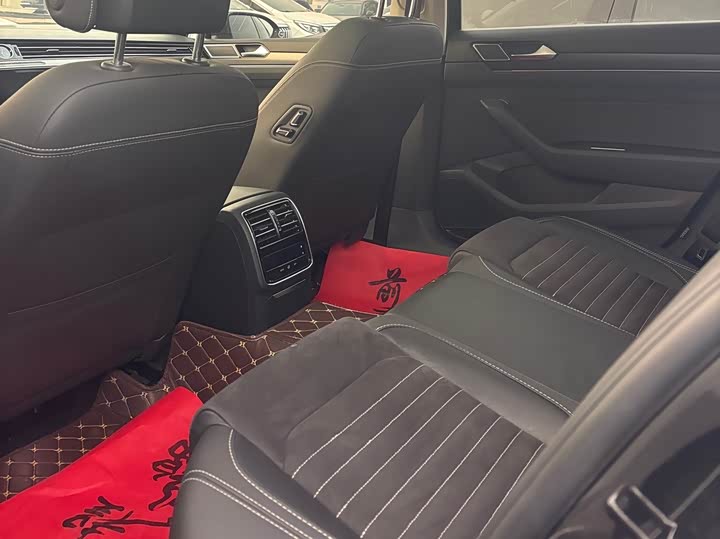 Фото 7 - Volkswagen Magotan