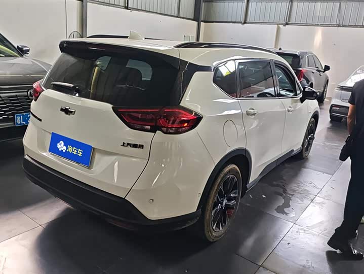 Фото 3 - Chevrolet Orlando