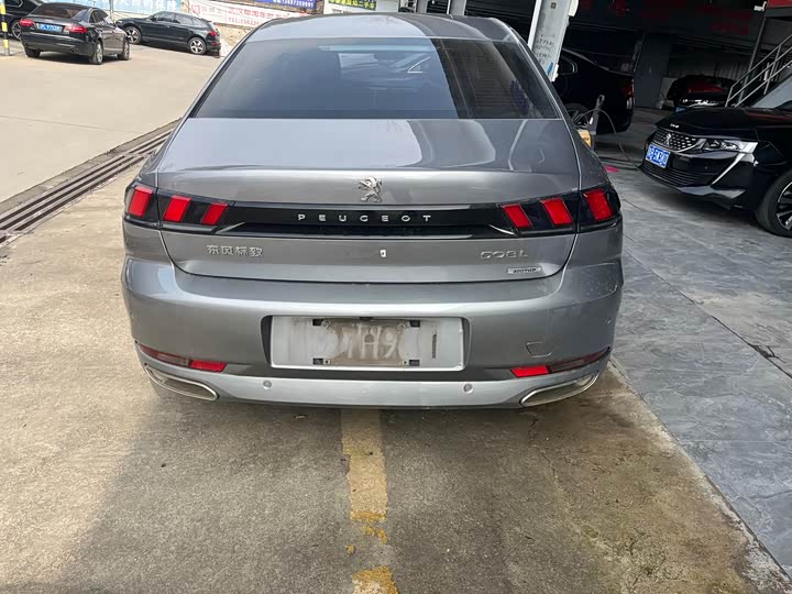 Фото 8 - Peugeot 508