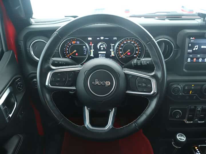 Фото 5 - Jeep Wrangler