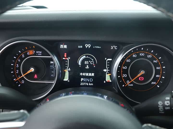 Фото 6 - Jeep Wrangler