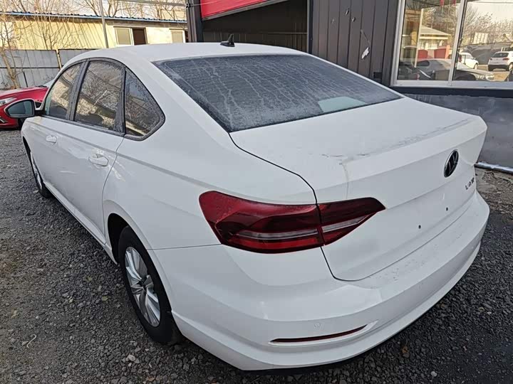 Фото 5 - Volkswagen Lavida