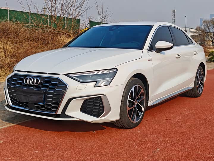 Фото 1 - Audi A3