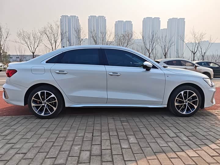 Фото 9 - Audi A3