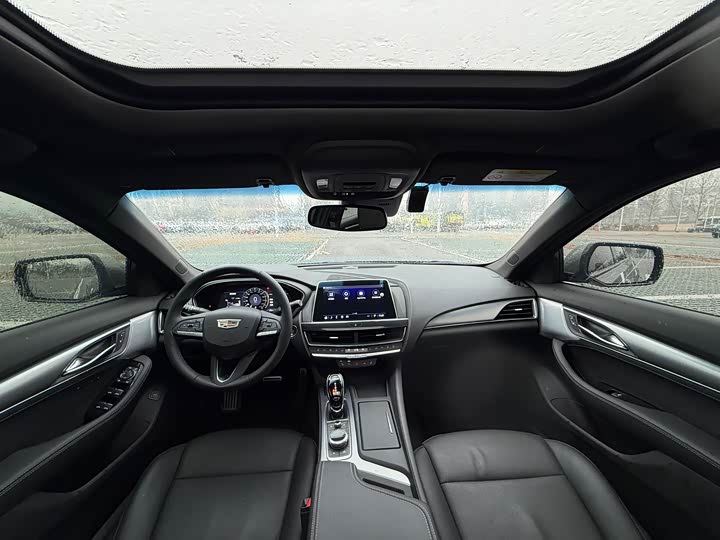 Фото 6 - Cadillac CT5