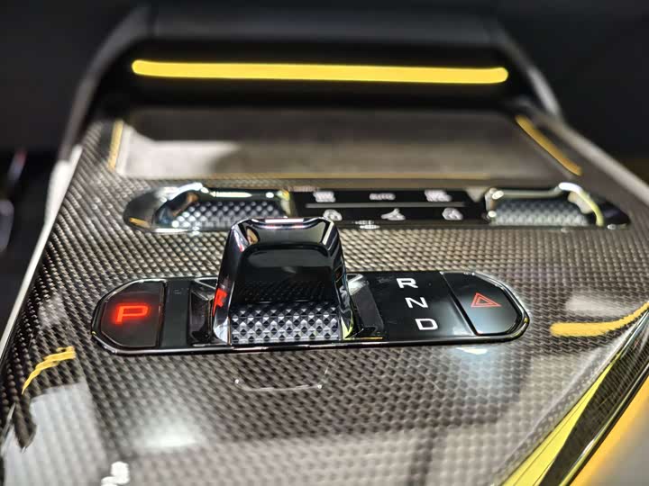 Фото 9 - Lotus Eletre