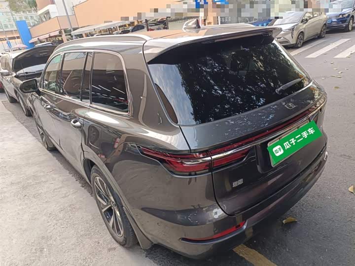 Фото 5 - LiXiang One