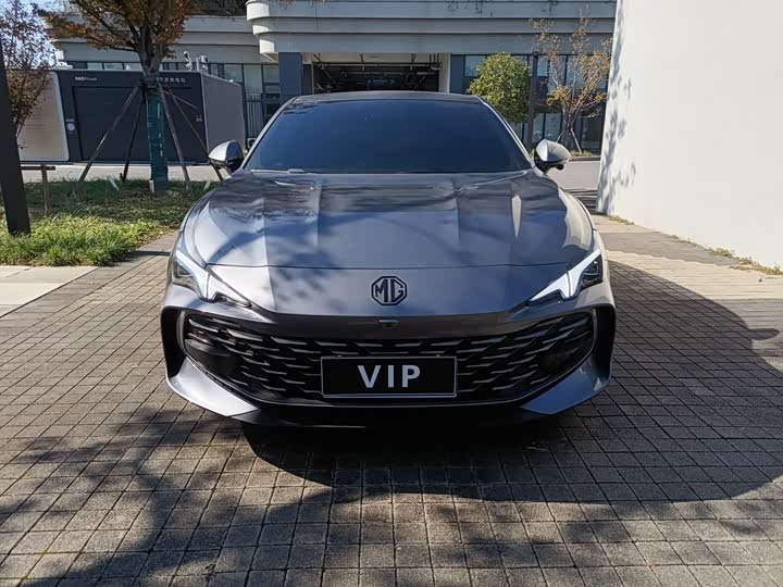 Фото 2 - MG Motor 7