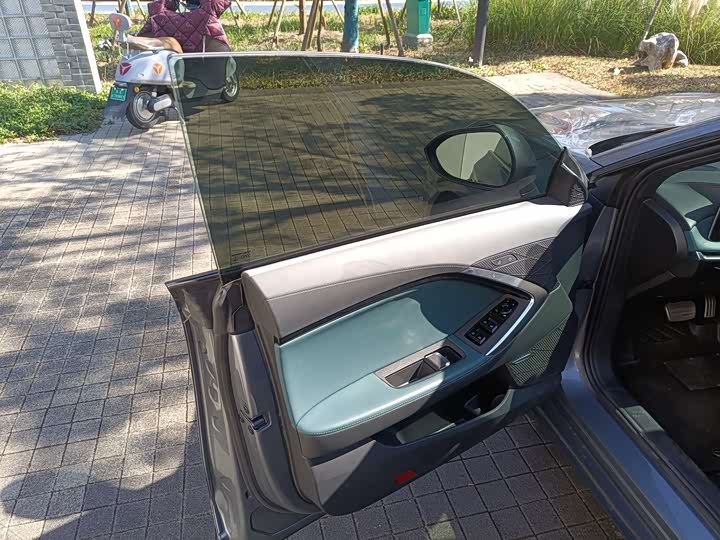 Фото 9 - MG Motor 7