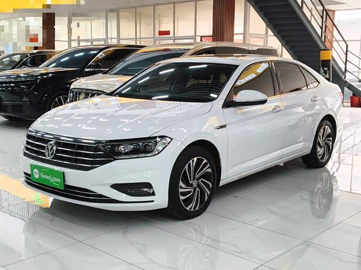 Фото 2 - Volkswagen Sagitar L