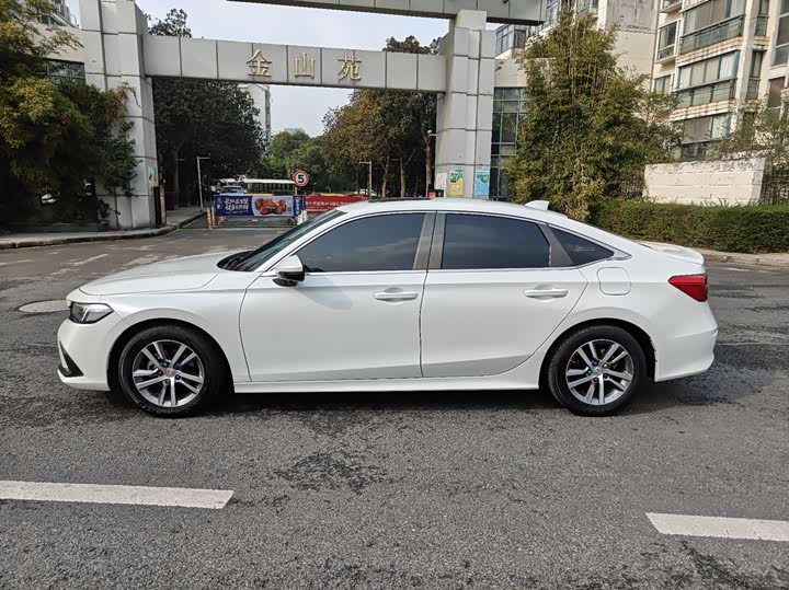 Фото 3 - Honda Civic