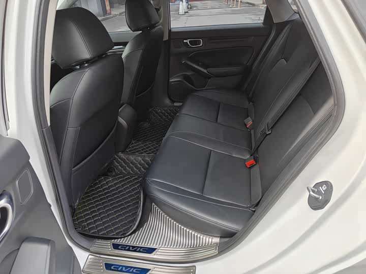 Фото 6 - Honda Civic