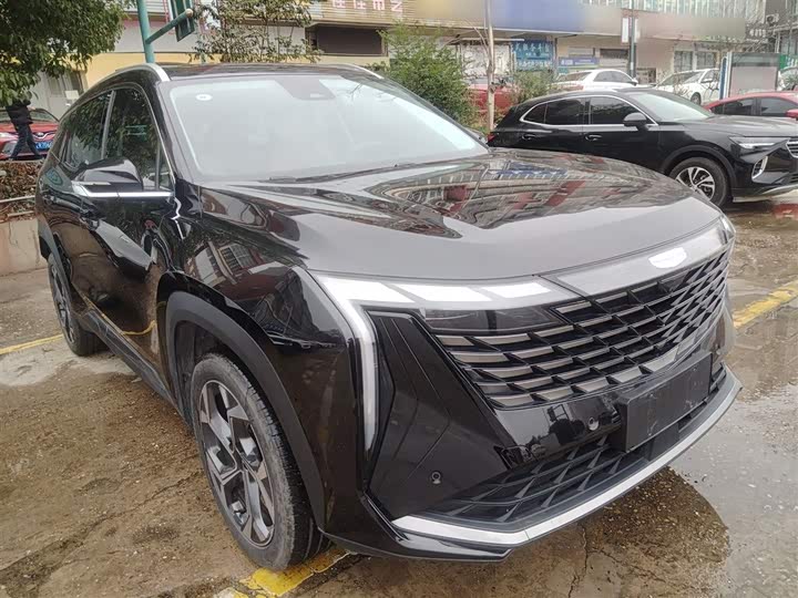 Фото 3 - Geely Atlas L