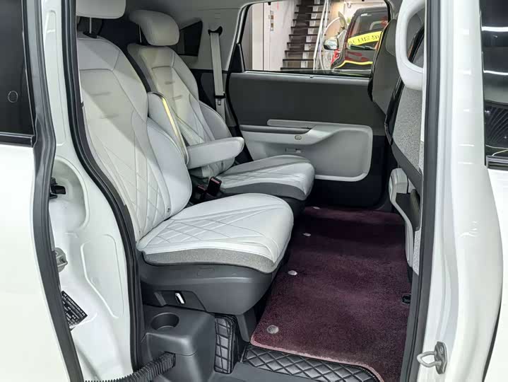 Фото 8 - BAIC Arcfox Kaola